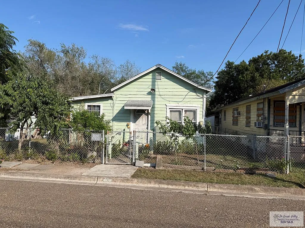 From Neglected to Profitable: A 3-Bedroom Flip with Serious Potential