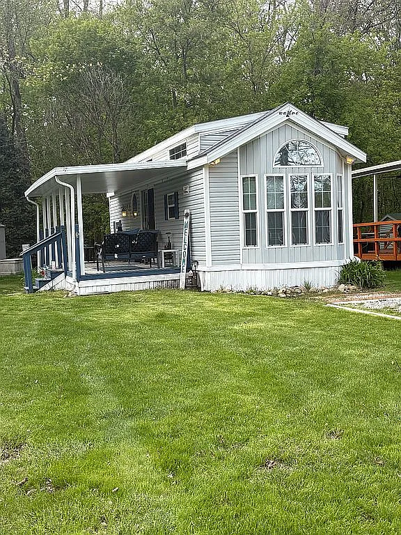 Your Perfect Lakeside Retreat Awaits at Holiday Shores RV Resort