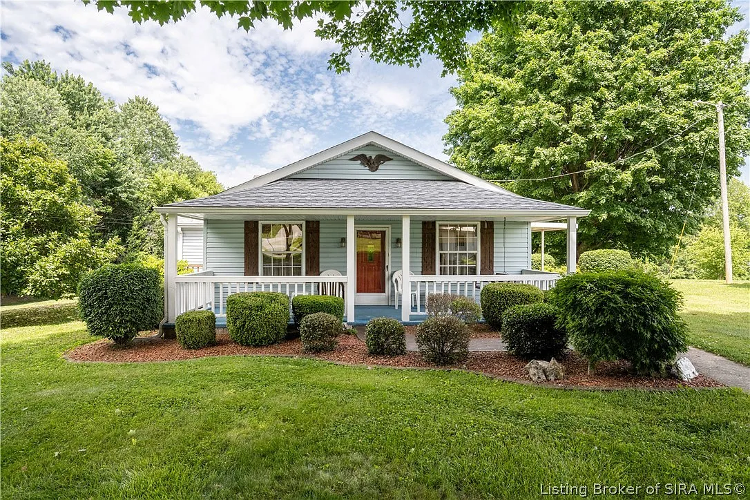 Your Private Slice of Hoosier Heaven: Country Charm on 3 Acres