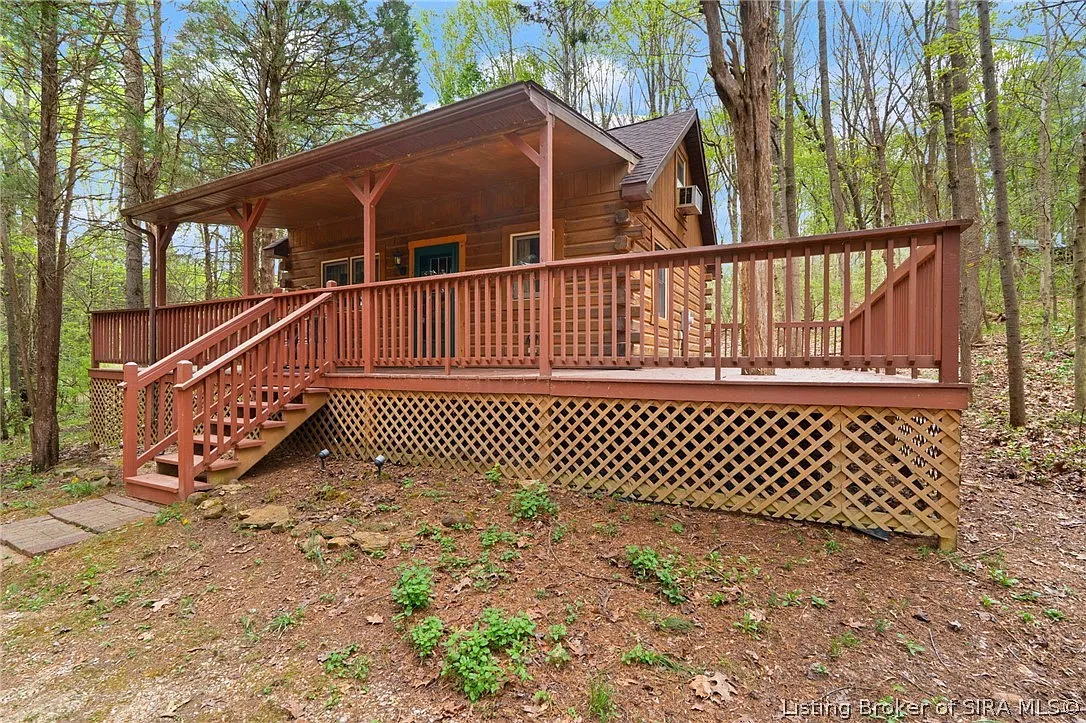 Your Turnkey Wilderness Escape Near Patoka Lake Awaits