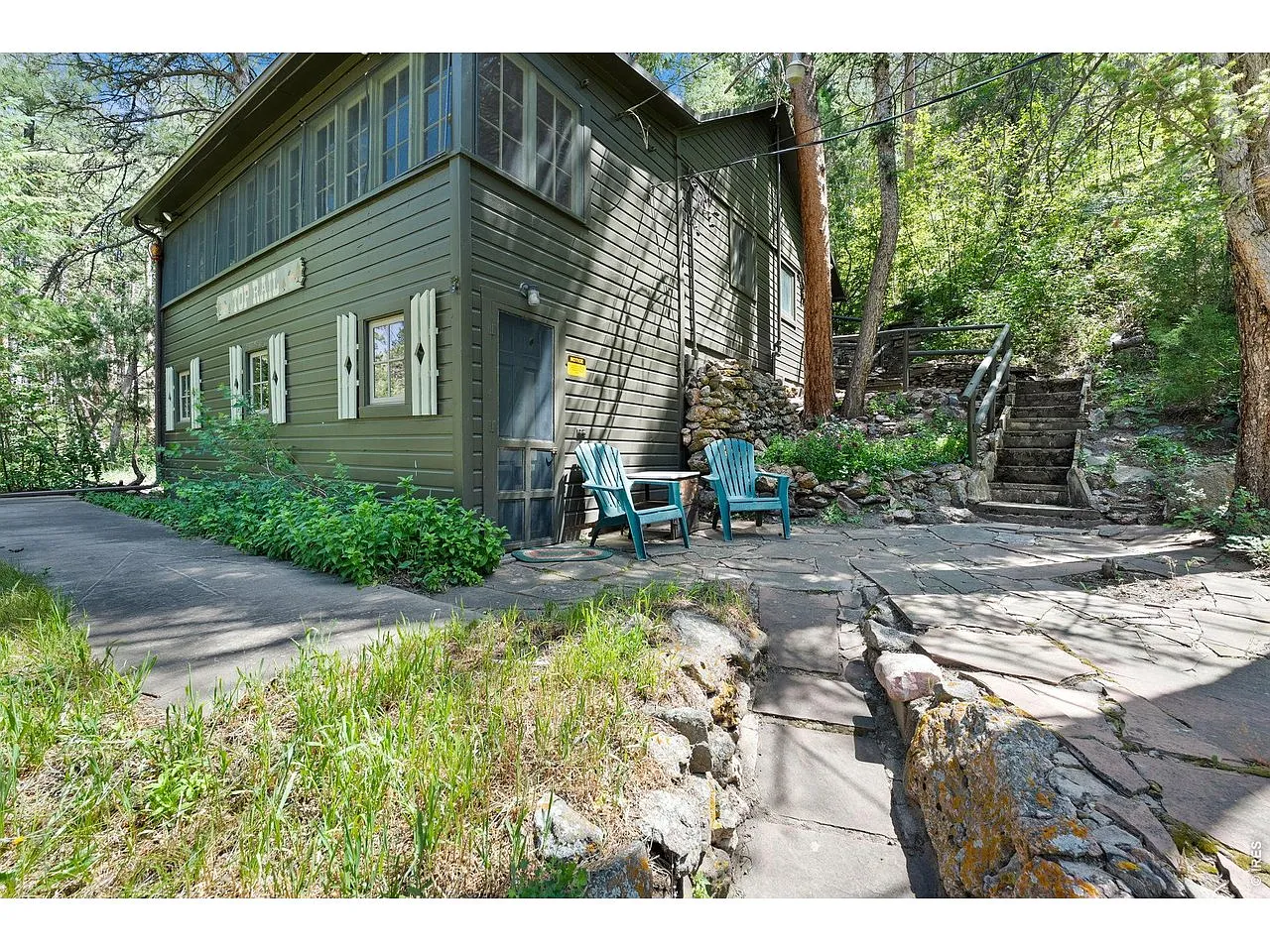 Your Own Slice of Riverside Serenity in Bellvue’s Poudre Canyon