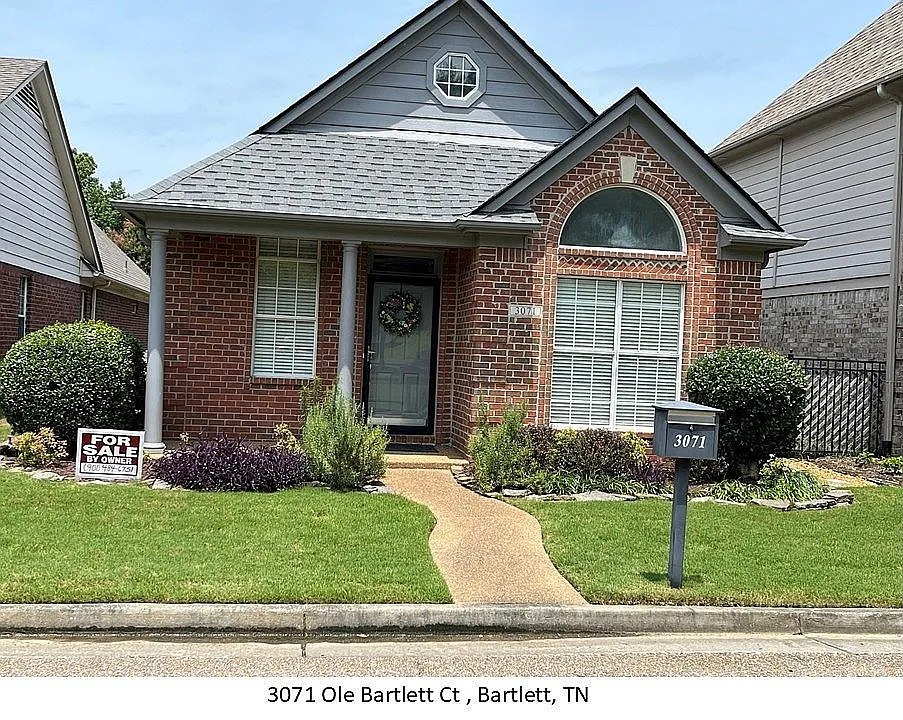 Your Perfect Oasis Awaits in Bartlett’s Charming Ole Bartlett Court