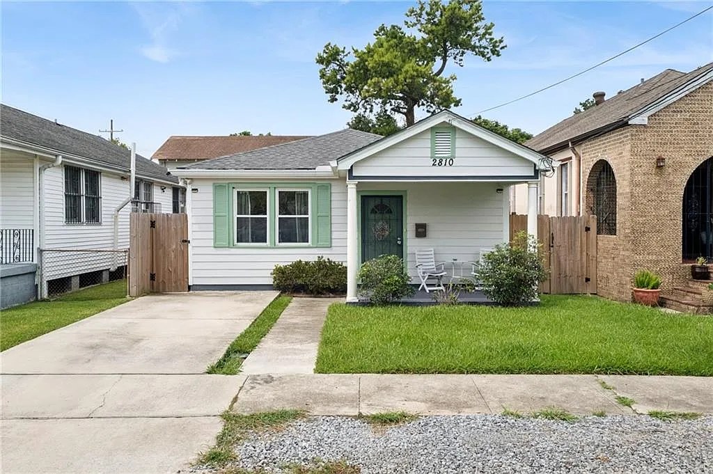 Your Fairgrounds Triangle Jewel: Modern Living in a New Orleans Dream